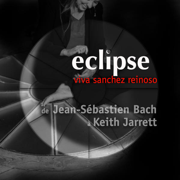 Trained as a pianist, Viva Sanchez Reinoso has developed a multifaceted artistic practice combining performance, improvisation, teaching and research.